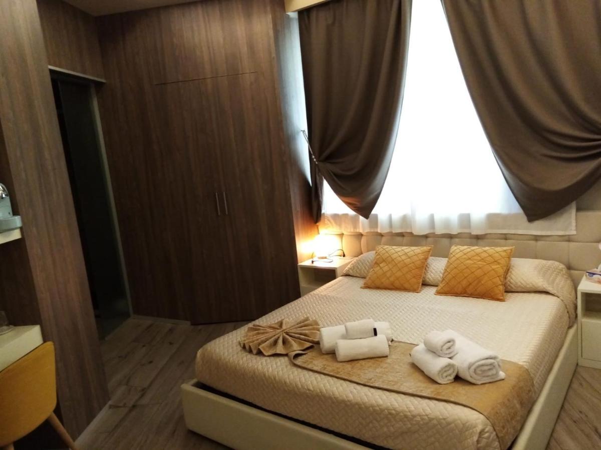 Th Luxury Rooms & Apartment Giardini-Naxos Buitenkant foto