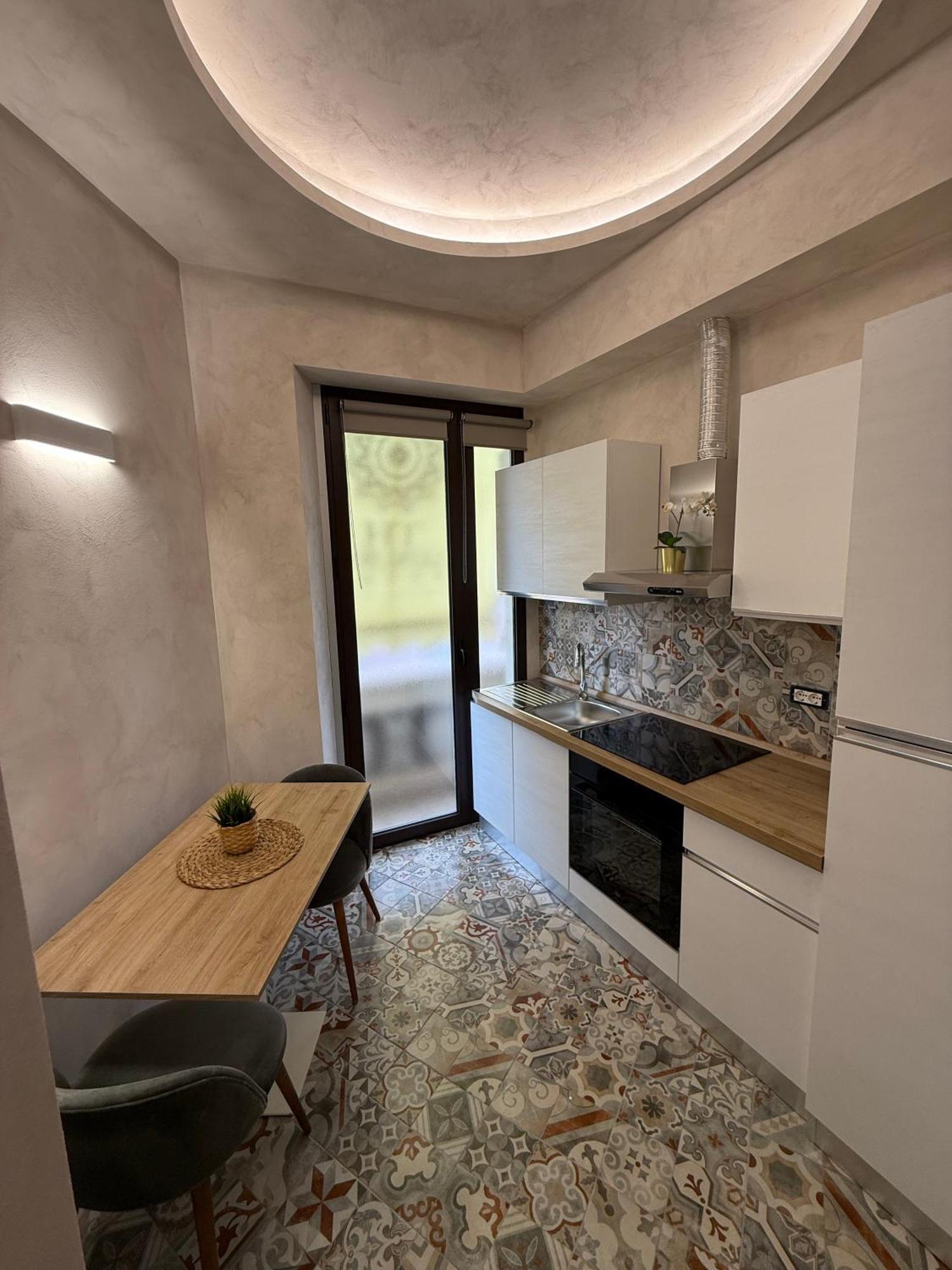 Th Luxury Rooms & Apartment Giardini-Naxos Buitenkant foto