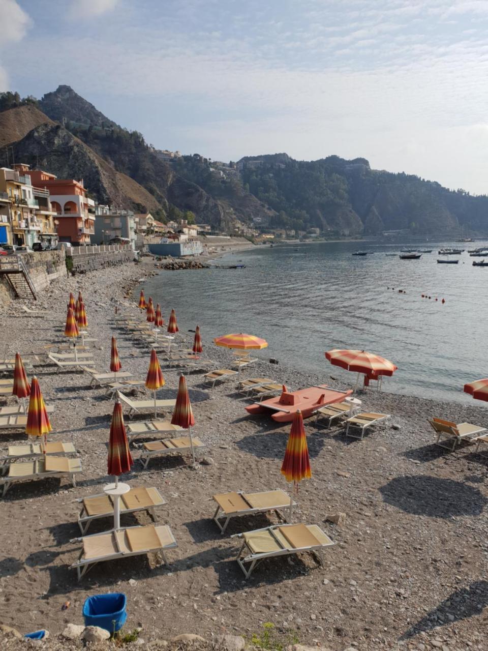 Th Luxury Rooms & Apartment Giardini-Naxos Buitenkant foto