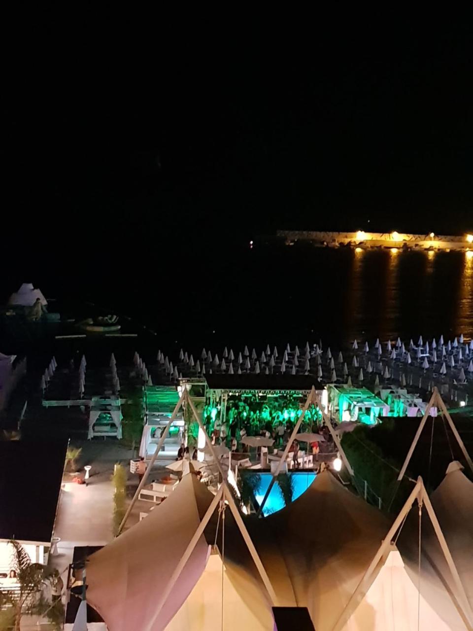 Th Luxury Rooms & Apartment Giardini-Naxos Buitenkant foto